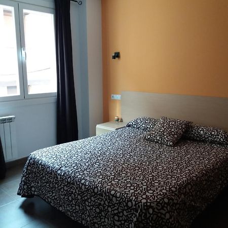 Hostal La Catedral Санто-Доминго-де-ла-Кальсада Экстерьер фото