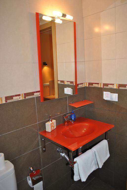 Hostal La Catedral Санто-Доминго-де-ла-Кальсада Экстерьер фото