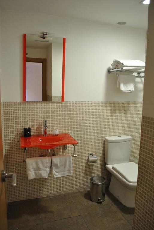 Hostal La Catedral Санто-Доминго-де-ла-Кальсада Экстерьер фото